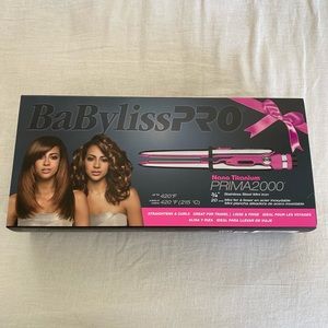Brand new in box travel hair straightener